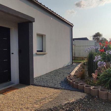 Maison Recente Avec Jardin. Plourhan Exterior foto